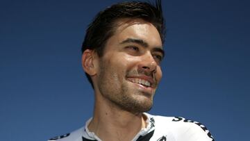 Giro d'Italia: Dumoulin bid dented by call of nature