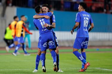 ¡La U baja al rey de América!