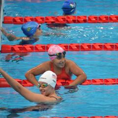 Sara Vargas y Paula Barrera clasifican a la final en natación