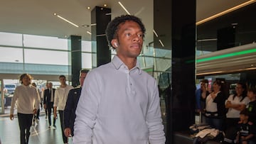 Juan Guillermo Cuadrado antes de un partido de Juventus por Serie A.