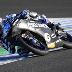 Bastianini reta a Martín (Moto3) y Bagnaia manda en Moto2