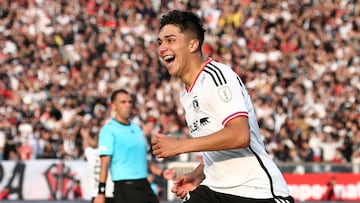 Tres clubes de la Bundesliga miran a Damián Pizarro