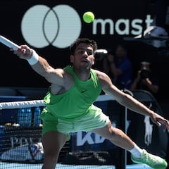 Alcaraz celebra un centenario a la altura de Borg