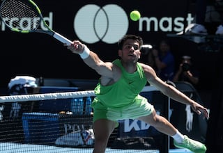 Alcaraz celebra un centenario a la altura de Borg