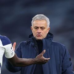 Números, elogios, críticas: Así le fue a Davinson con Mourinho