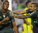Chapecoense celebra ante Atlético Nacional en la ida de la Recopa