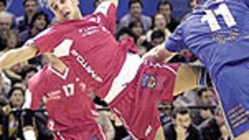 RIVALIDAD. Roberto García fichó por Ademar procedente de Valladolid.