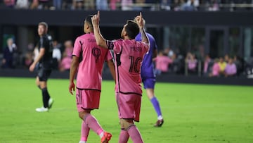 FORT LAUDERDALE, FLORIDA - APRIL 20: Lionel Messi #10 of Inter Miami celebrates after a goal during the second half against the Nashville SC at DRV PNK Stadium on April 20, 2024 in Fort Lauderdale, Florida.   Megan Briggs/Getty Images/AFP (Photo by Megan Briggs / GETTY IMAGES NORTH AMERICA / Getty Images via AFP)