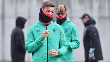 Los titulares dosifican en Lezama ante las citas de Fenerbahce y Alavés