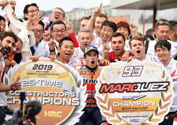 Márquez rompió el gafe post título con la décima victoria en el Gran Premio de Japón de MotoGP. 
