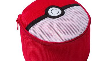 El 20 aniversario de Pokemon homenajeado en una colección de ropa interior
