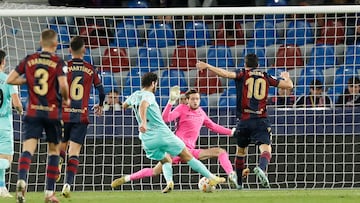 21/12/22 PARTIDO UNICO COPA DEL REY
SEGUNDA ELIMINATORIA SEGUNDA RONDA
SANGUNTINO - RAYO VALLECANO
MARCOS LAVIN ALEJANDRO CATENA
