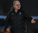 ‘Revolución Bielsa’ en Uruguay
