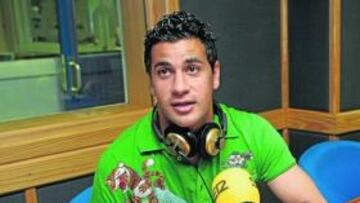 <b>FRANQUEZA. </b>Héctor no esconde su satisfacción por llegar a ser uno de los fijos de José Luis Oltra.