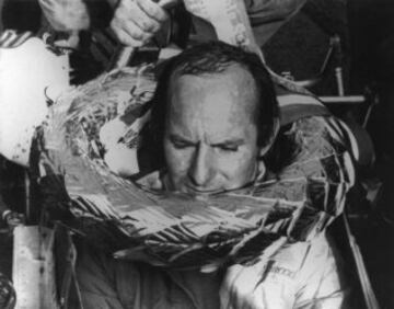 Obtuvo 76 victorias, 112 podios y 9 títulos en su carrera, además de 14 victorias en el el TT Isla de Man. 
Falleció el 23 de marzo de 1981 debido a las heridas sufridas en un accidente automovilístico dos días antes.