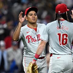 What is the Philadelphia Phillies best start in franchise history?