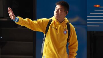 Wu Lei derriba la muralla