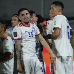 Chile se entusiasma con Qatar y se mete en zona de clasificación