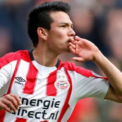 El PSV Eindhoven festeja los 25 goles de Hirving Lozano en liga