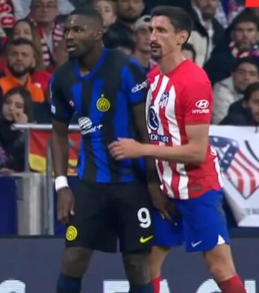 ‘El Valderrama’ de Thuram y el penalti de Lautaro se llevan todos los memes de la Champions