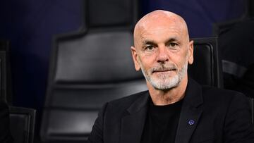 AC Milan's Italian coach Stefano Pioli looks on prior to the UEFA Champions League semi-final second leg football match between Inter Milan and AC Milan on May 16, 2023 at tyhe Giuseppe-Meazza (San Siro) stadium in Milan. (Photo by Marco BERTORELLO / AFP)