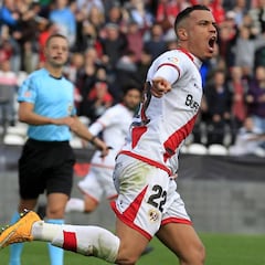 De Tomás, con 15 goles, está en la mejor temporada de su carrera