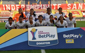 Independiente Santa Fe se impuso sobre América de Cali y se coronó, por segunda vez, campeón de la Liga BetPlay Femenina. Fany Gauto y Nubiluz Rangel anotaron los goles de la victoria. El marcador global terminó 4-1. 