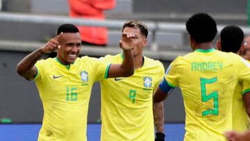 Marquinhos celebra un gol en el partido del grupo D de la Copa Mundial de Fútbol sub-20 entre Brasil y Nigeria en el estadio Diego Armando Maradona en La Plata (Argentina).