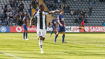 El atacante catracho anotó doblete en el último partido de liga en el 2018. Gracias a los goles de Róchez el Nacional se quedó los tres puntos.