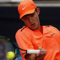 Jarry debuta con un cómodo triunfo en Santo Domingo