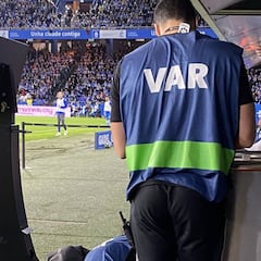 El VAR se funde en Riazor y Deportivo-Las Palmas se revisa desde Madrid
