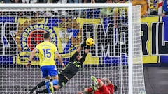 Resumen y goles del Cádiz vs Osasuna, jornada 16 de LaLiga EA Sports