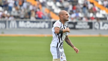 Gorka Santamar¨ªa, nuevo jugador del Deportivo, en un partido con el Badajoz.