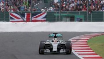 Otro triunfo de Hamilton, más líder del Mundial de F-1.