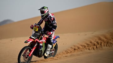 Schareina gana y se aferra a la lucha por el Dakar