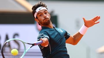 Tennis - French Open - Roland Garros, Paris, France - June 3, 2025 Italy's Lorenzo Musetti in action during his quarter final match against Frances Tiafoe of the U.S. REUTERS/Lisi Niesner