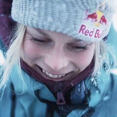 Angel Collinson hace honor a su nombre y sobrevive a 300 metros de caída