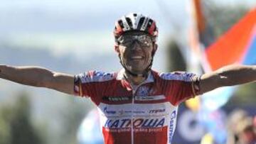 <b>TRIUNFAL. </b>Purito Rodríguez celebra su victoria el pasado miércoles en la Flecha Valona.