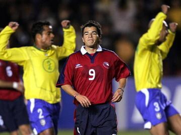 "Chamagol" fue el "9" en la Copa América de 2004. El ex delantero del Atlante falló un penal ante Brasil.