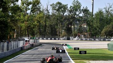 Formula One F1 - Italian Grand Prix - Autodromo Nazionale Monza, Monza, Italy - September 1, 2023 Ferrari's Carlos Sainz Jr. in action during practice REUTERS/Jennifer Lorenzini