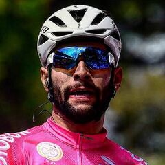 Fernando Gaviria, operado con éxito, regresa a Colombia