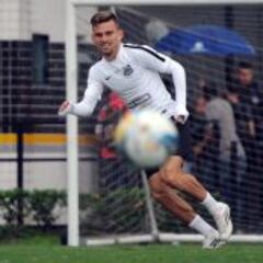 Lucas Lima: "Chile jugará con una gran responsabilidad"