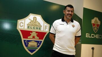 03/09/20 ELCHE
PRESENTACION ENTRENADOR
JORGE ALMIRON
NICO RODRIGUEZ