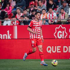 Javi Hernández ya está en Cádiz: la opción de compra, no obligatoria