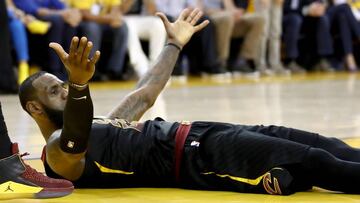 Dardo de LeBron James a la prensa: "Sed mejores mañana"