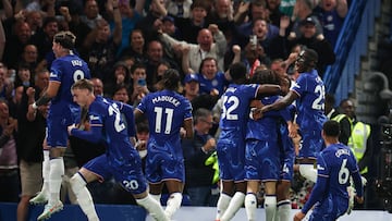 Premier League stragglers Manchester United were beaten by European hunting Chelsea.