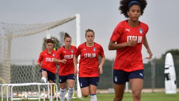 Italia se medirá a China en los octavos de final.