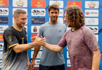 Francesco Totti, Xabi Prieto y Carles Puyol. 
 