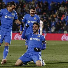 Molina y Mata abaten al Alavés y llevan a Getafe al éxtasis