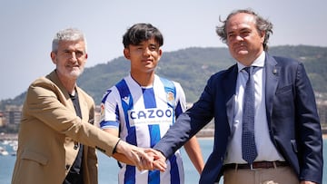 Kubo, durante su presentaci¨®n con la Real Sociedad